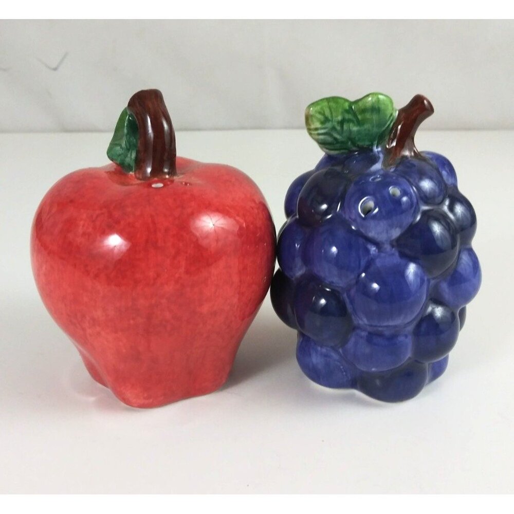 Vintage Jay Glossy Red Apple & Grapes Salt & Pepper Shakers